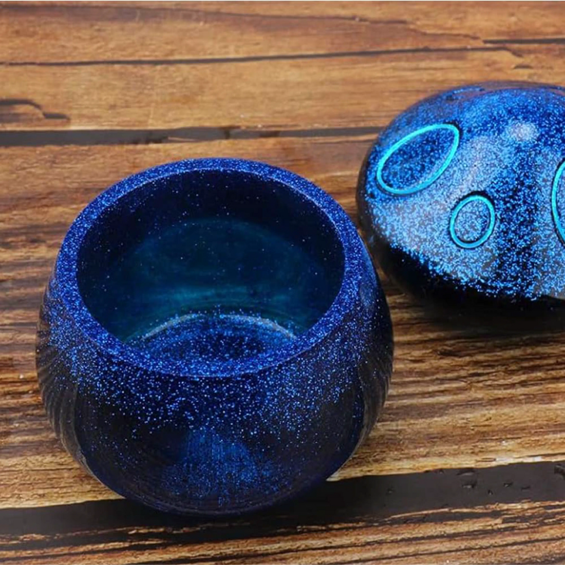 Create whimsical home decor with this all-in-one epoxy resin mushroom jar DIY kit! Customize vibrant colors, store trinkets, and enjoy easy crafting—perfect for gifts or personal use. Includes molds, pigments, and tutorials.